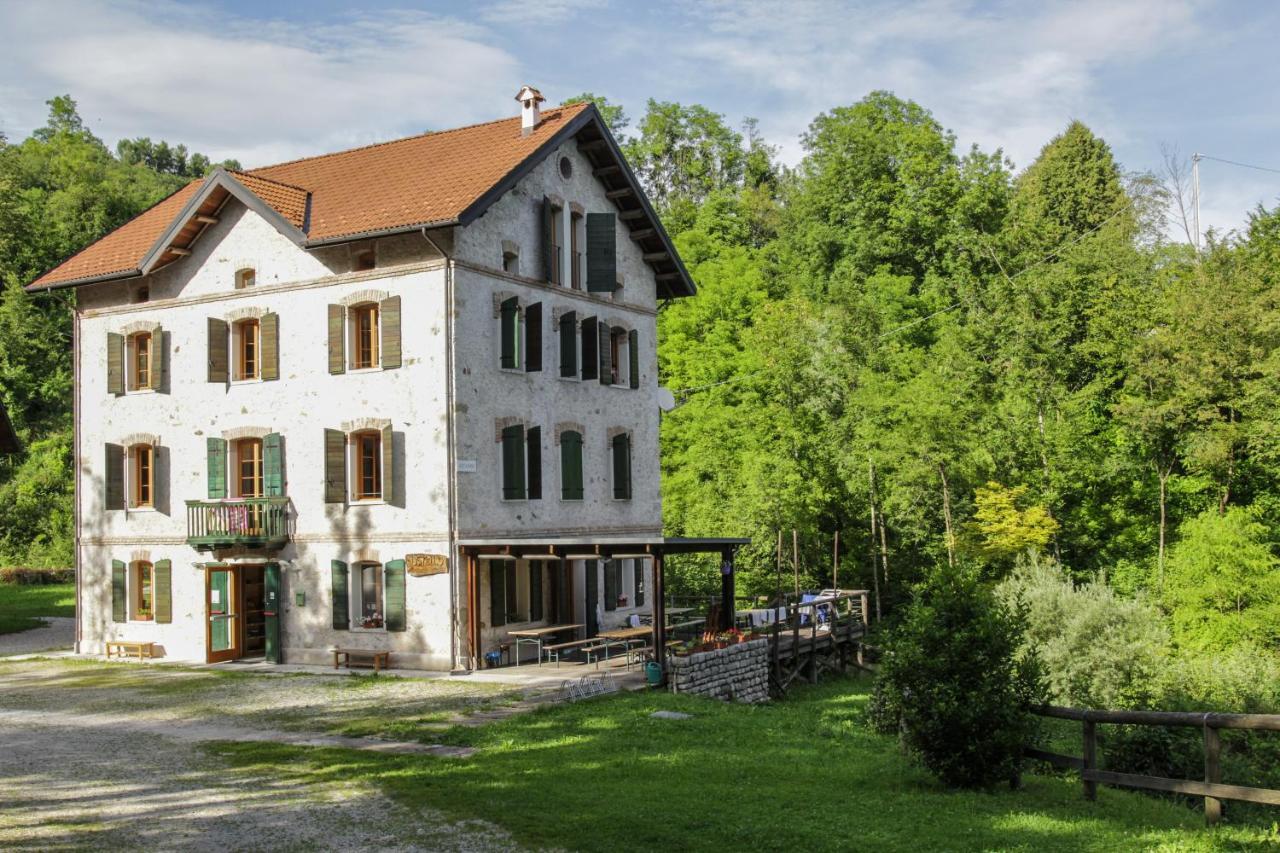 Ostello Altanon - Dolomiti Bellunesi Cesiomaggiore Exteriör bild